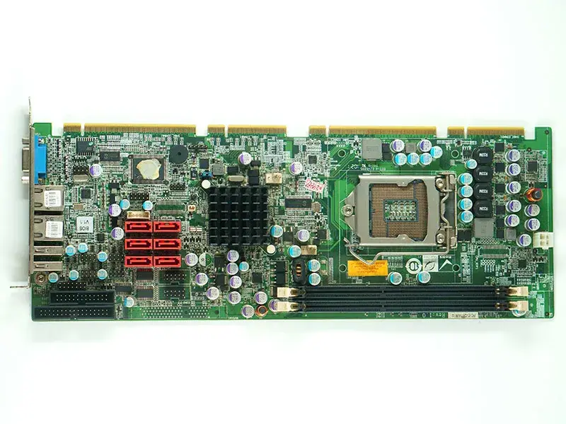 IEI PCIE-Q57A-R10 マザーボード